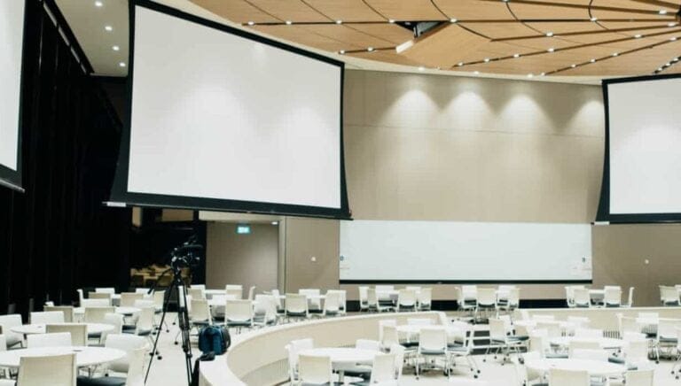 قاعات الاحتفالات || Celebration Halls