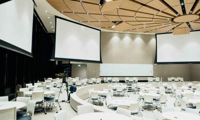 قاعات الاحتفالات || Celebration Halls